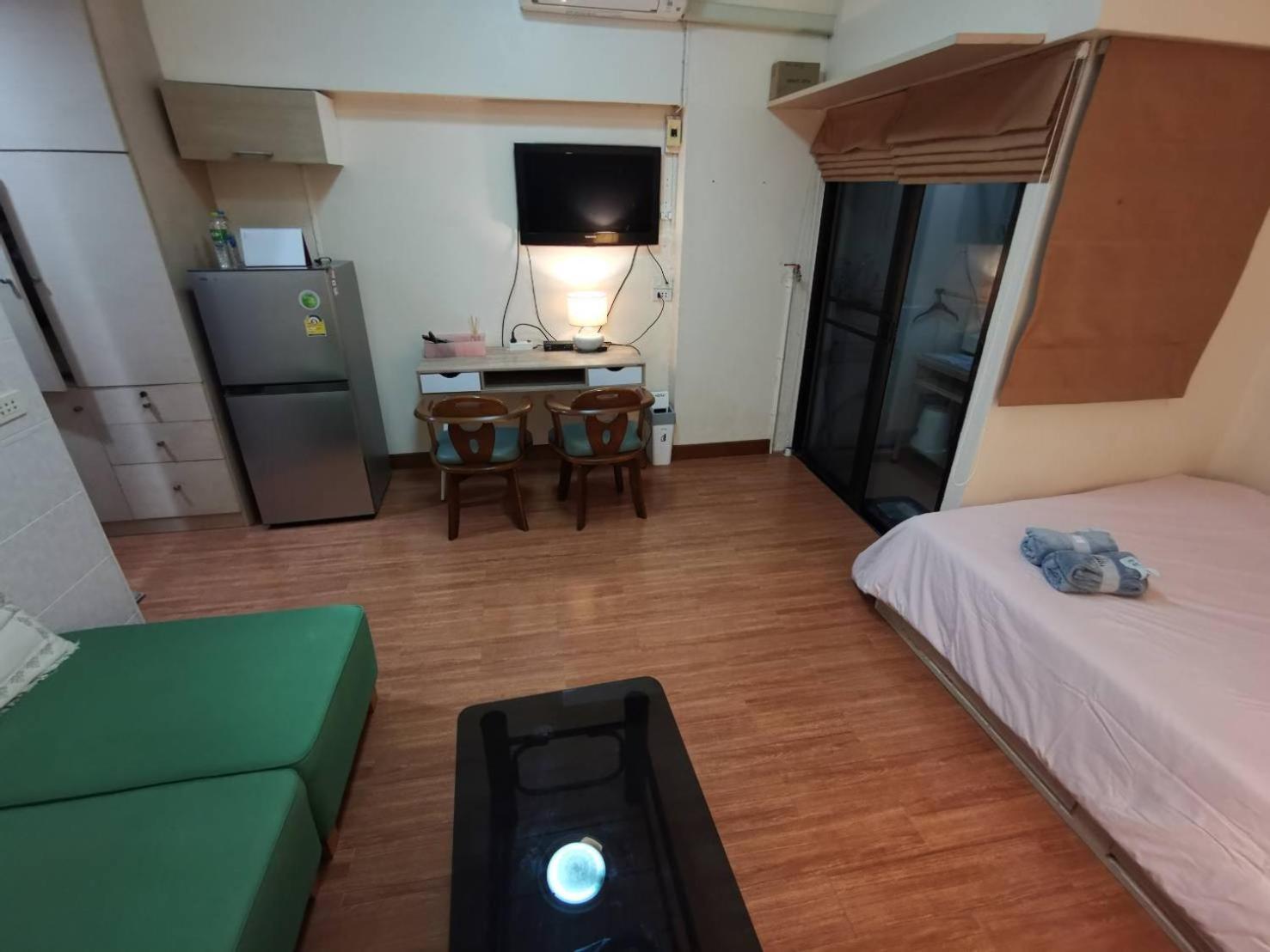 Cozy 1Br Walk To Bts And Airport Rail Link Close To Malls T 방콕 객실 사진