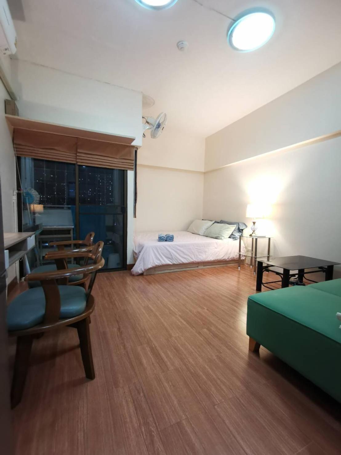 Cozy 1Br Walk To Bts And Airport Rail Link Close To Malls T 방콕 객실 사진
